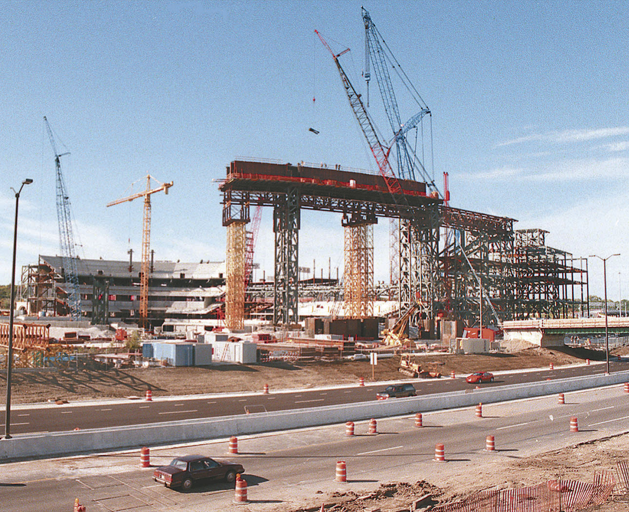 Work continues on Miller Park